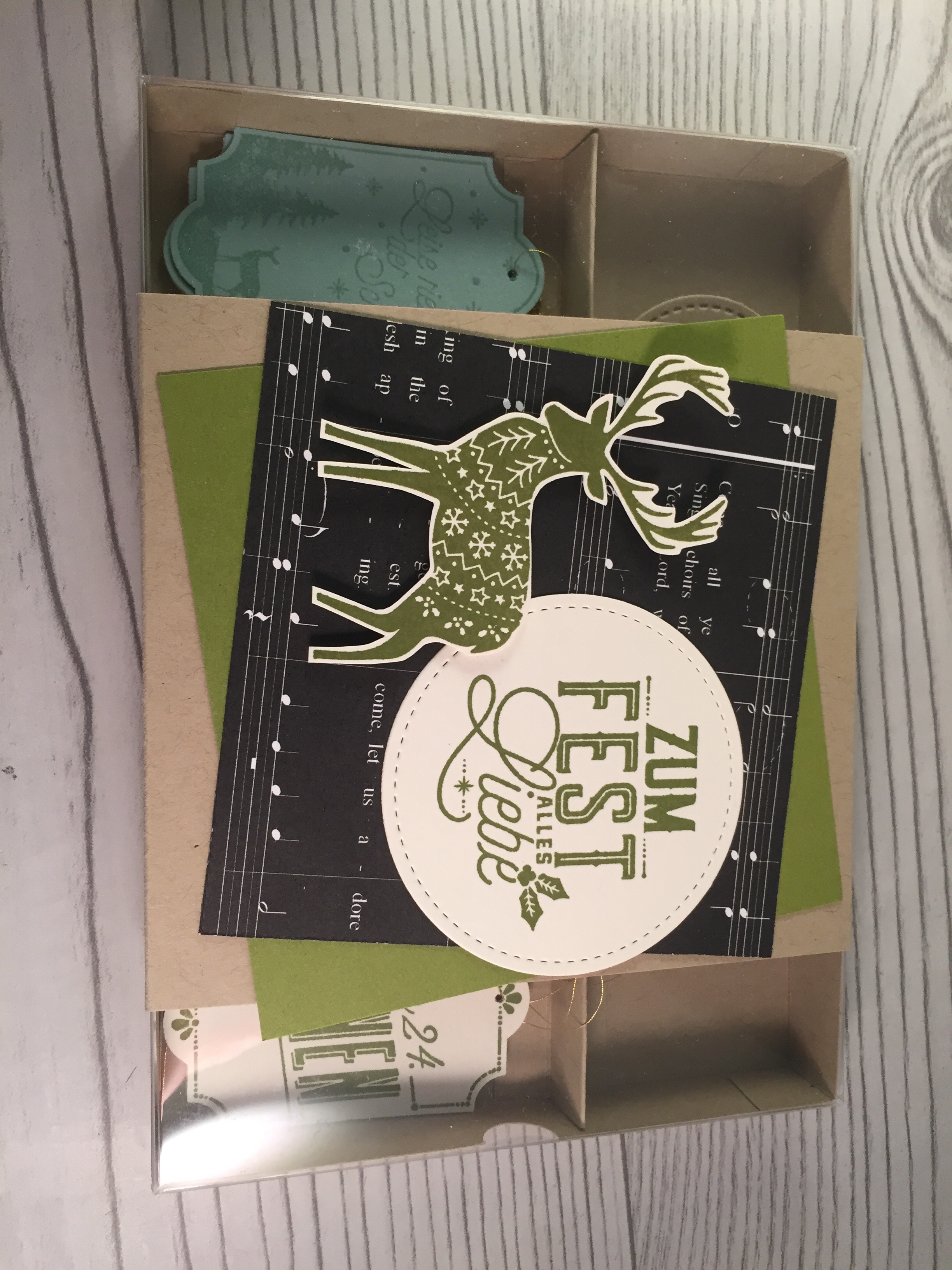 Weihnachtliche Etiketten 3.jpg